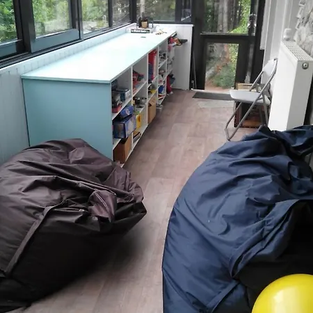 샬레 Chalumen : Chalet Lumineux Sur 40 Ares De Foret Andenne